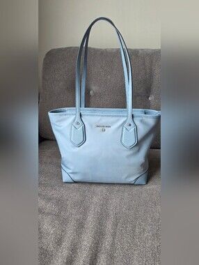Michael Kors Light Blue Tote Bag – Excellent Condition 💙